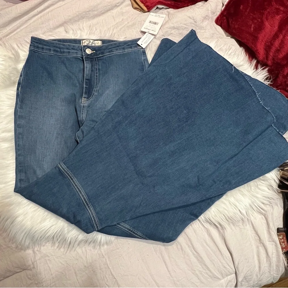 new free people flared jeans - Picture 7 of 7